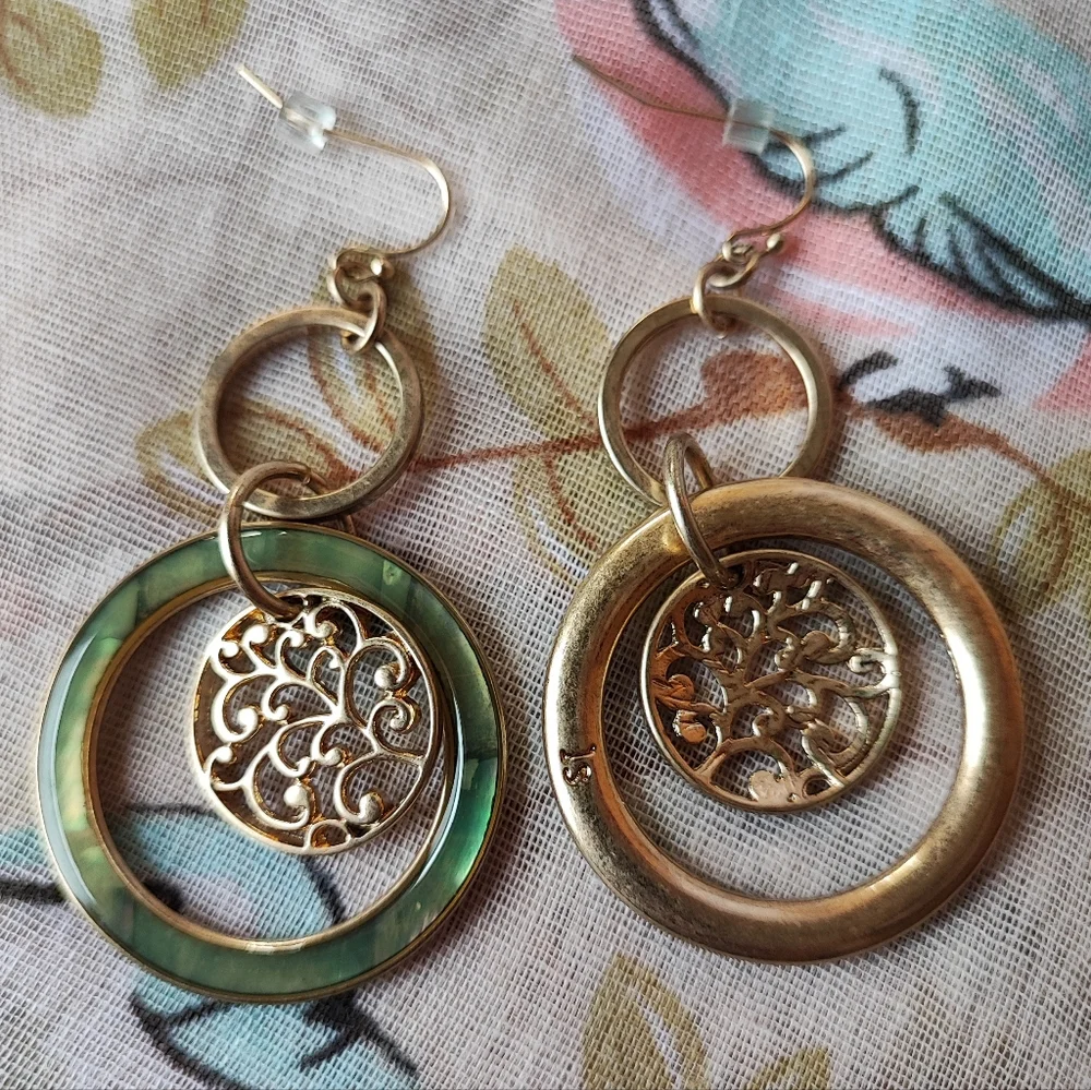 Lia Sophia Green Faux Abalone Brass Tone Pierced Earrings NOC LS Tree of Life